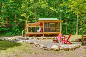Solar-Powered Brandon Studio Cabin with Fire Pit